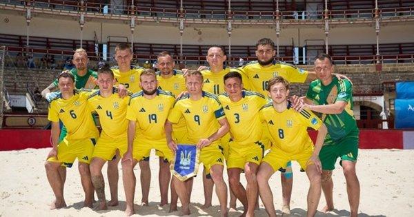 Чоловіча команда України з пляжного футболу зазнала поразки у вирішальному матчі Євроліги-2025, включаючи голи від Кумана.