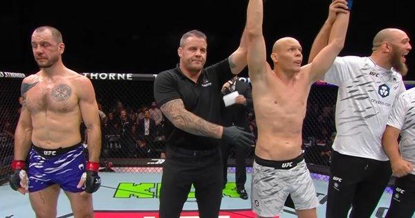 Зрадник України знову зазнав поразки в UFC - ВІДЕО жорстокого побиття.