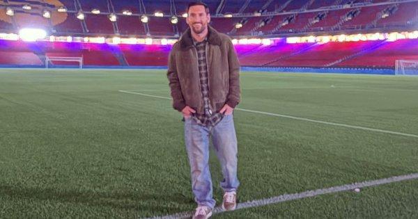 Мессі знову в Барселоні і зробив зворушливу заяву — зображення легенди на модернізованому Камп Ноу.