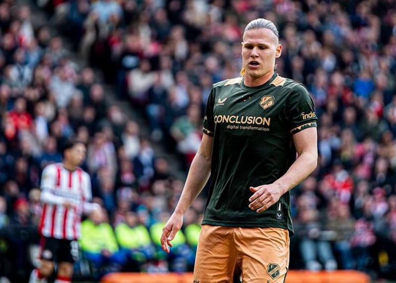 Степанов залишиться в Утрехті ще на один рік в рамках оренди.