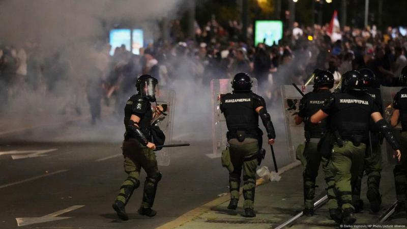Ситуація в Сербії набирає все більшого напруження.