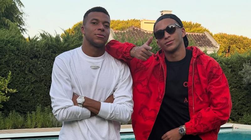 Молодший брат Мбаппе зазнав серйозної травми під час зустрічі з командою Яремчука.